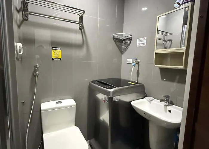 Relaxing Makati Escape With 2 Beds & Fast Wifi Apartment Manila